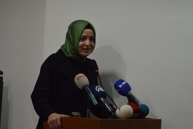 Bakan Kaya: Ağır ve kronik hastalığı olanlara devlet düzenli yardım yapacak