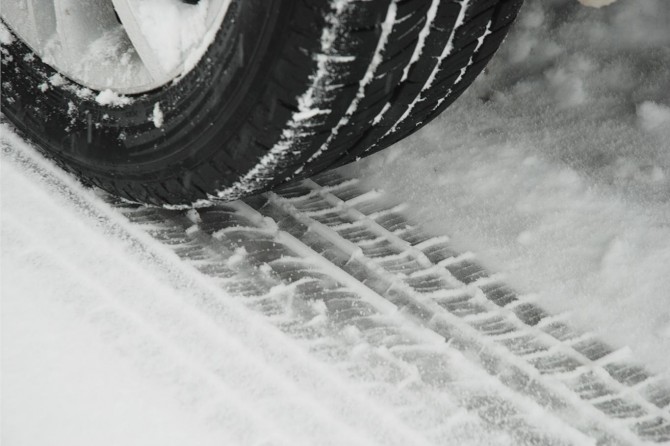 Diyarbakır valiliğinden 'kış lastiği' uyarısı