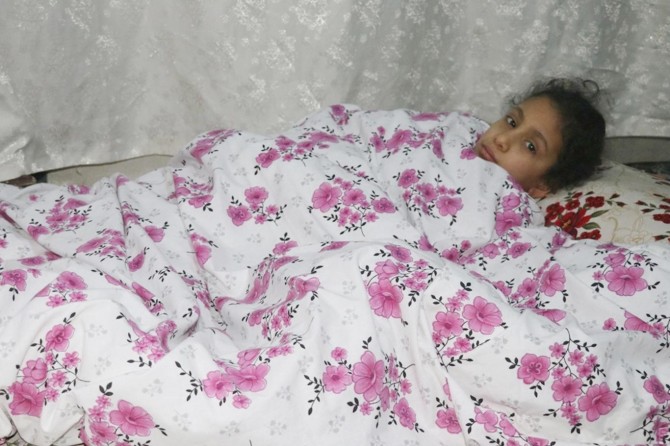 Böbrek hastası çocuk yardım bekliyor