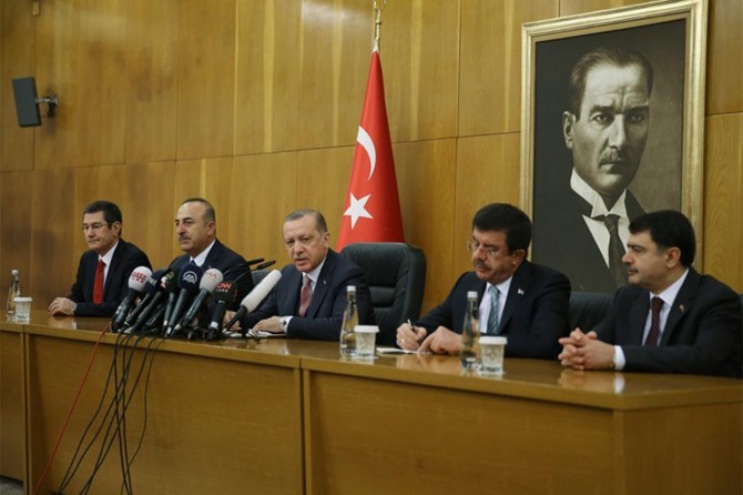 “Amerika kumpas zinciri içerisinde bir süreç işletiyor”