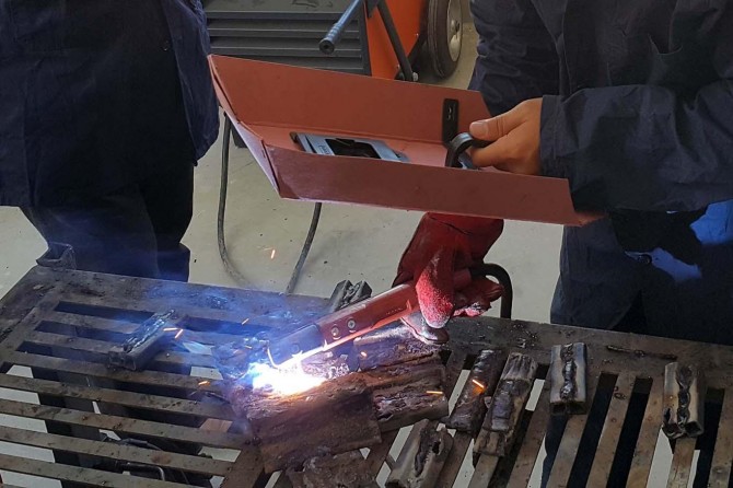 Sanayi üretimi kasımda arttı