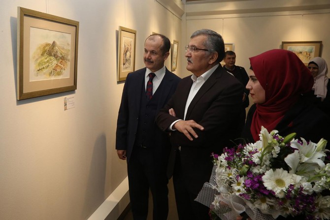 Filistinli ressam İstanbul'da sergi açtı