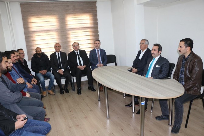 Vali Mantı ve Belediye Başkanı Barakazi'den Gazeteciler Cemiyetine ziyaret