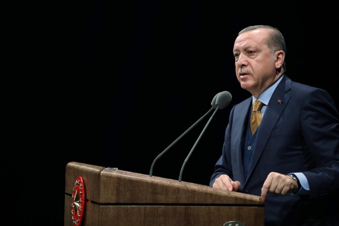 "Ne zaman adalet yolundan ayrılmışsak zayıflamışızdır"