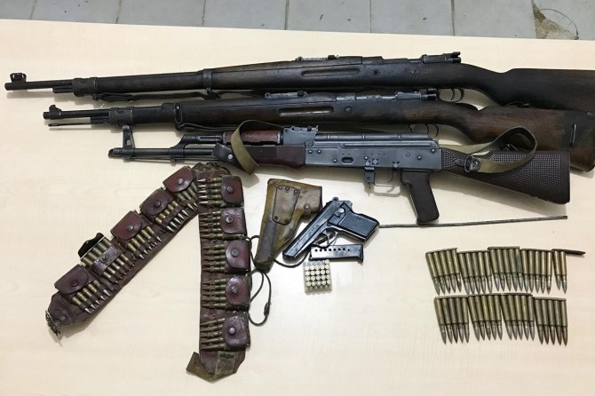 Bitlis’te PKK’ye ait silah ve mühimmat ele geçirildi