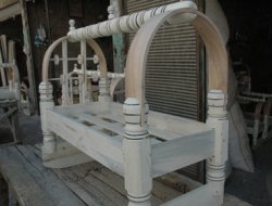 Cizreli Vatandaşlar Pratik Tahta Beşikleri Tercih Ediyor