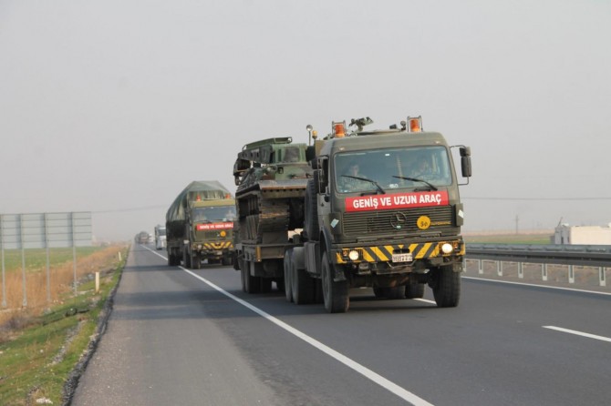 Sınıra yapılacak askeri sevkiyat Kızıltepe’ye ulaştı