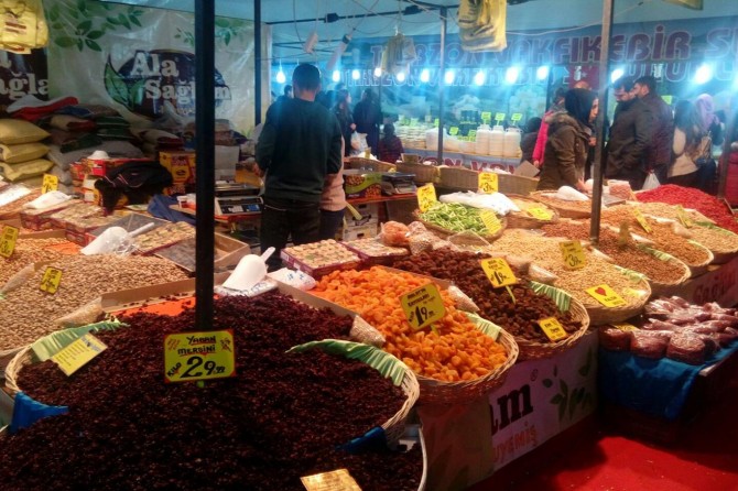 81 ilden yöresel tatlar Mardin’de sergilendi