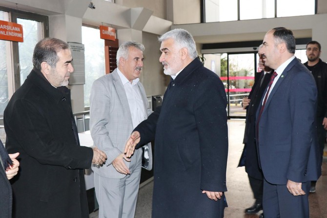 HÜDA PAR Genel Başkanı Yapıcıoğlu’ndan hasta ziyareti