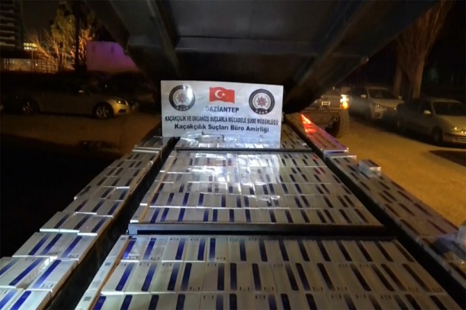 13 bin 500 paket gümrük kaçağı sigara ele geçirildi