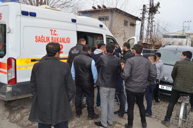 ​Batman'da intihar etmek isteyen genç kızı vatandaş kurtardı