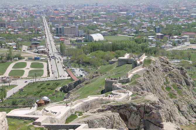 Van’da 3 büyük proje hayata geçiyor