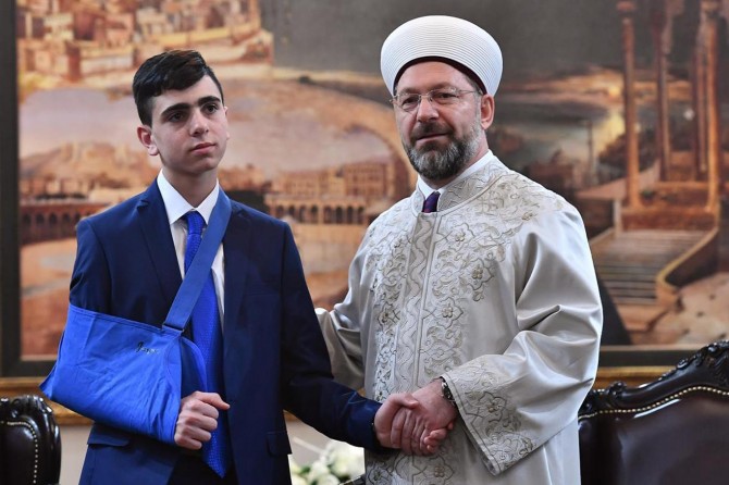 Diyanet İşleri Başkanı Erbaş Filistinli Cüneydi'yi kabul etti