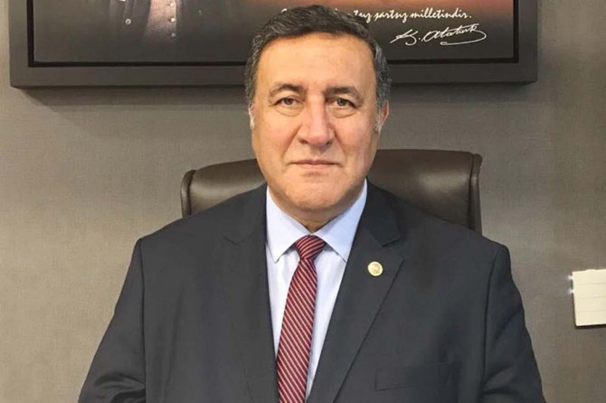 Gürer: “Havası temiz 6 il kaldı, hükümet tedbir alsın”