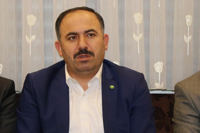 Serok Bajêrê Stenbolê yê HUDA PARêbi ciwana re hat cem hev