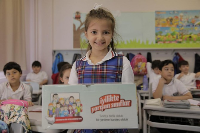 İyilikte yarışan öğrenciler 20 binden fazla yetime yardımcı oldu