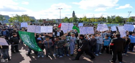 Hollanda'da Rezil Film Protesto Edildi