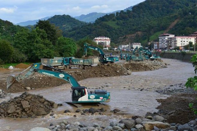"Taşkına karşı her daim hazırlıklı olmalıyız"