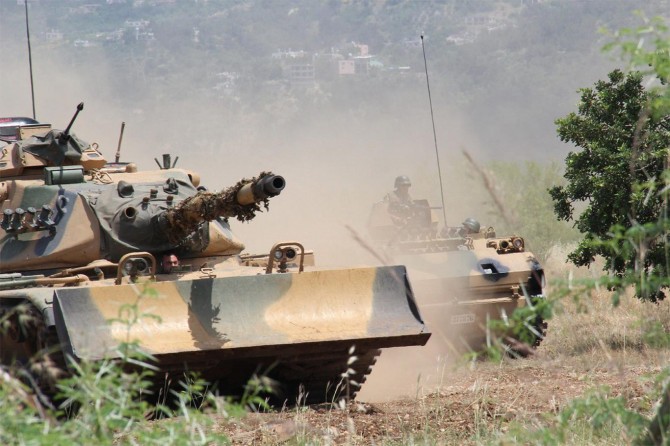 Burseya Dağı'nda çatışmalar devam ediyor