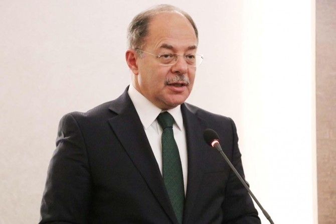 Alîkarê Serokwezîr Akdag: Amerîka bi hilbijartina rêxistineke terorê xeletî kir