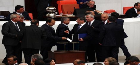 Yerel seçimler 27 Ekim 2013'te yapılacak