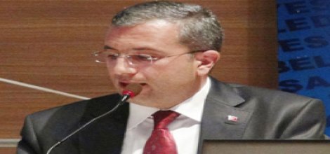 Milli Eğitim Müdürü zulmü savundu!