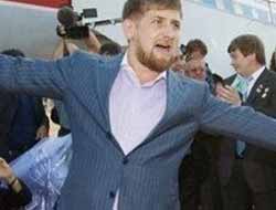 Çeçenistan`da En Karlı İş Ya Molla Ya da Artist Olmak