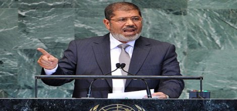 Mısır: Muhammed Mursi meydan okudu