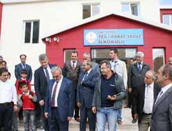 Kaldırımda Ders Gören Öğrenciler Okullarına Kavuştu