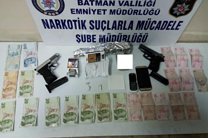 Batman’da eroin ve silah ele geçirildi