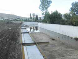 Su Kanalı Mahalleliyi Sevindirdi