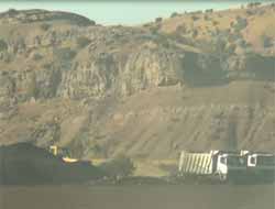 PKK, Şırnak'ta 11 Aracı Ateşe Verdi