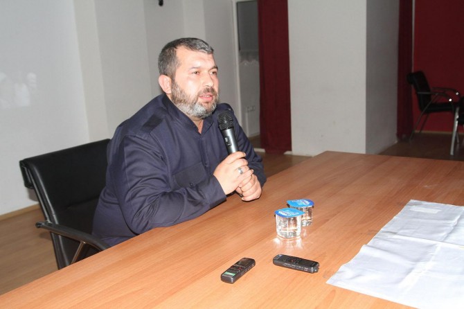 "Bize düşen şehitlerin bırakmış oldukları kutlu davayı sahiplenmektir"