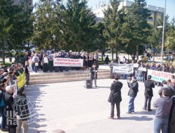 "Başörtüsü Davalarına Hapis ve Para Cezası Yağdı!"
