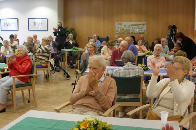 Almanya'da yaşlanma korkusu büyüyor
