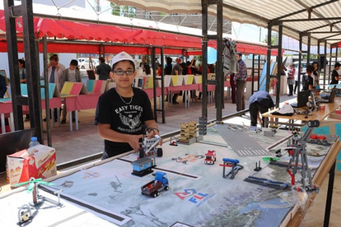 TÜBİTAK bölge finalinde sergilenecek 100 projenin 32’si Van’a ait