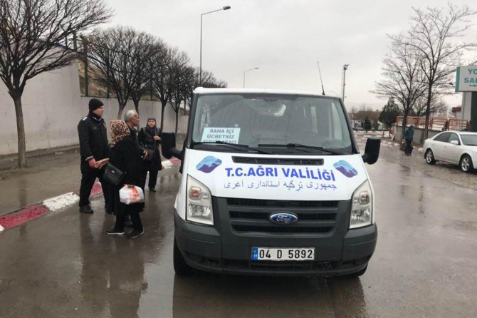 Ağrı-İran sınır kapıları arasında ücretsiz servis uygulaması