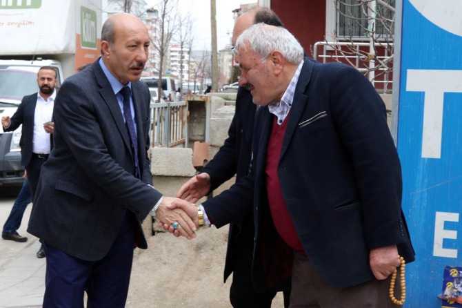 Van’da üç cadde daha çift yön trafiğe açılıyor
