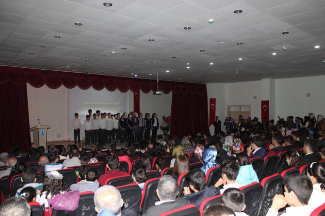 Nusaybin'de Mehmet Akif Ersoy anıldı