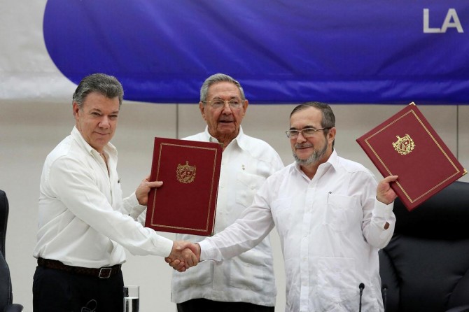 Santos ve FARC seçimlerde ağır yenilgi aldı