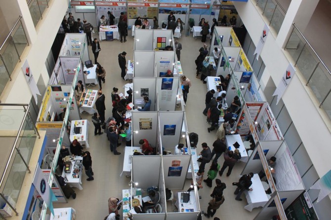 Van'da "TÜBİTAK Projeleri Sergisi" açıldı