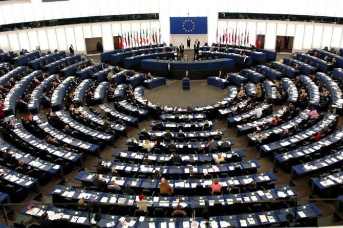 AB mülteci yardımını onayladı