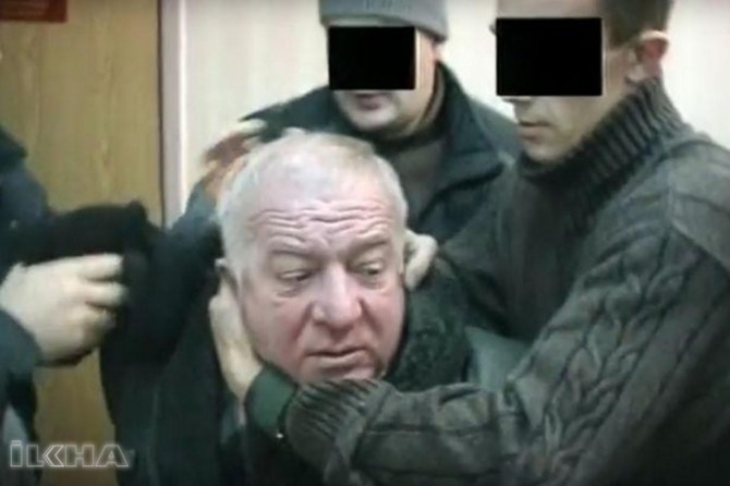 Tension between England and Russia