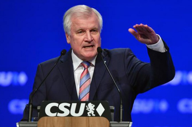 "İslam Almanya'ya ait değildir"