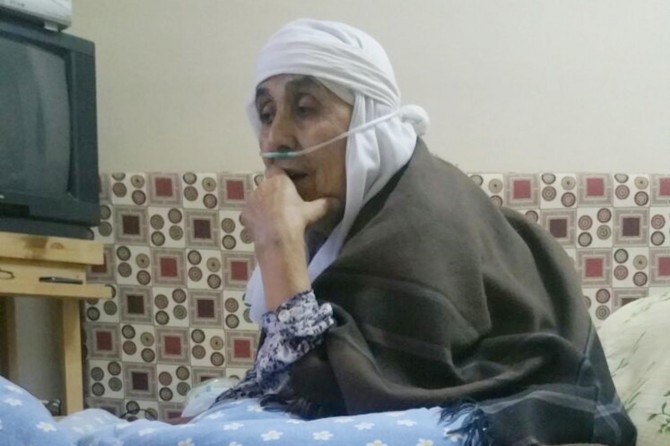 Dayikeke din bi hesreta lawê xwe yê Yûsifî rehmet kir