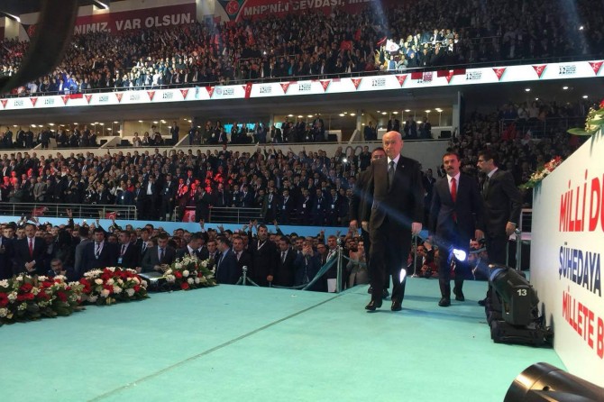 Devlet Bahçeli yeniden Genel Başkan