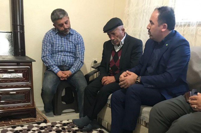 HÜDA PAR'dan otobüs kazasında hayatını kaybedenlerin ailelerine taziye ziyareti