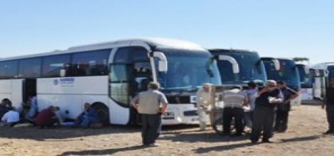 Irak'ta durudurulan Hacı adayları sınıra getiriliyor