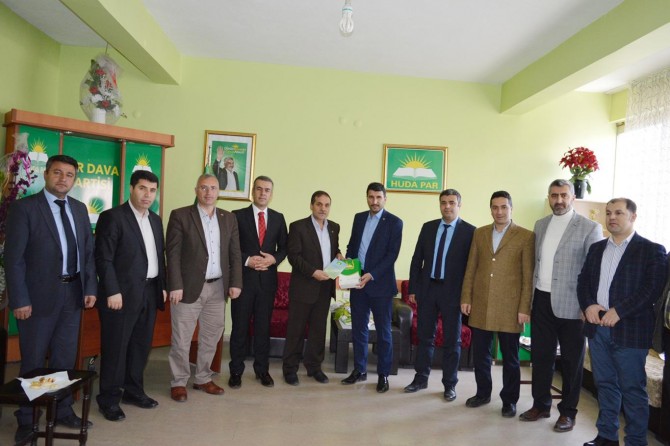 Eğitim-Bir-Sen’den HÜDA PAR’a "Hayırlı Olsun" ziyareti