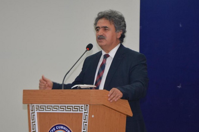 "Ümmet olma bilincini sağlayacak argümanlar oluşturmamız lazım"